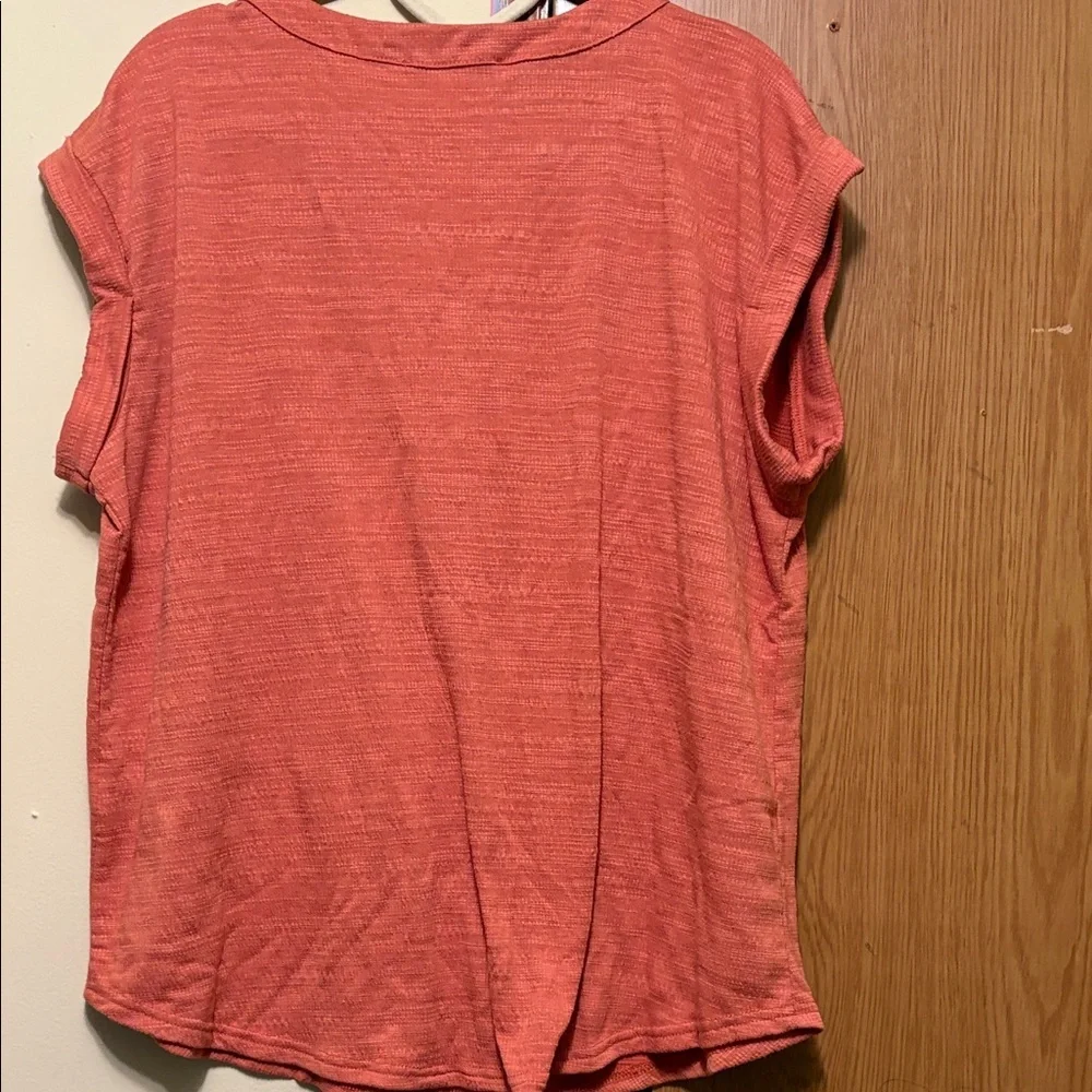 Jane and Delancey Coral Blouse - Picture 4 of 8